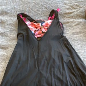 Flowy lulu workout tank